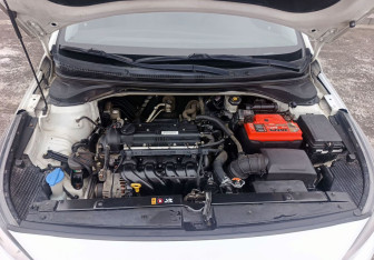 Подержанный автомобиль Hyundai Solaris Sedan 2019 года (11 фото)