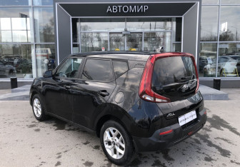 Подержанный автомобиль Kia Soul 2021 года (7 фото)