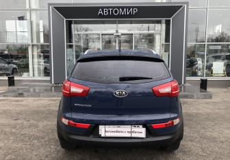 Подержанный автомобиль Kia Sportage 2012 года (6 фото)