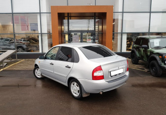 Подержанный автомобиль LADA (ВАЗ) Kalina Sedan 2008 года (7 фото)