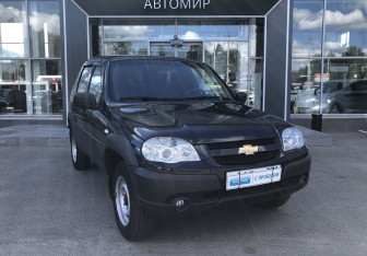 Подержанный автомобиль Chevrolet Niva 2019 года (3 фото)