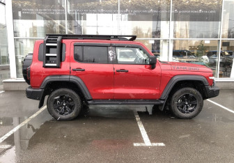 Подержанный автомобиль Tank 300 2023 года (8 фото)