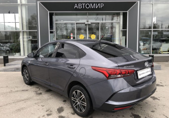 Подержанный автомобиль Hyundai Solaris Sedan 2021 года (7 фото)