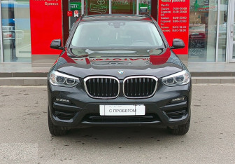 Подержанный автомобиль BMW X3 2020 года (2 фото)
