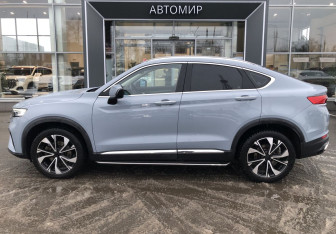 Подержанный автомобиль Geely Tugella 2021 года (8 фото)