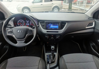 Подержанный автомобиль Hyundai Solaris Sedan 2019 года (15 фото)