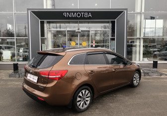 Подержанный автомобиль Kia Ceed Wagon 2016 года (5 фото)