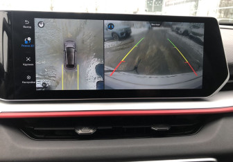 Подержанный автомобиль Geely Coolray 2024 года (14 фото)