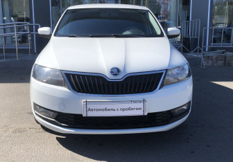 Подержанный автомобиль Skoda Rapid Liftback 2019 года (2 фото)