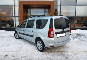 Подержанный автомобиль LADA (ВАЗ) Largus Wagon 2018 года (7 фото)