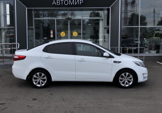 Подержанный автомобиль Kia Rio Sedan 2012 года (4 фото)