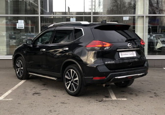 Подержанный автомобиль Nissan X-Trail 2019 года (7 фото)