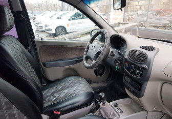 Подержанный автомобиль LADA (ВАЗ) Kalina Sedan 2008 года (9 фото)