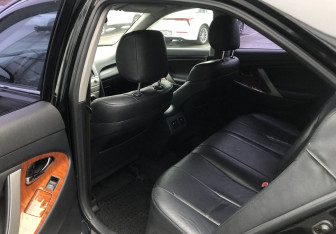 Подержанный автомобиль Toyota Camry Sedan 2009 года (10 фото)