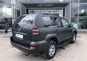 Подержанный автомобиль Toyota Land Cruiser Prado 2008 года (5 фото)