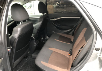 Подержанный автомобиль LADA (ВАЗ) Vesta Sedan 2019 года (11 фото)