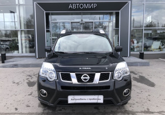 Подержанный автомобиль Nissan X-Trail 2013 года (2 фото)