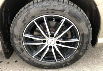 Подержанный автомобиль Peugeot 408 2012 года (14 фото)