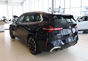 Новый BMW X3 2025 (8 фото)