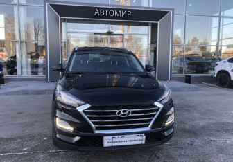 Подержанный автомобиль Hyundai Tucson 2020 года (2 фото)