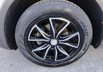 Подержанный автомобиль Volkswagen Tiguan 2021 года (10 фото)