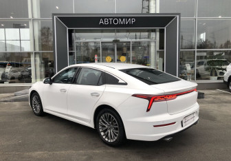 Подержанный автомобиль FAW Bestune B70 2023 года (7 фото)