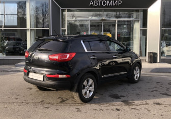 Подержанный автомобиль Kia Sportage 2011 года (5 фото)