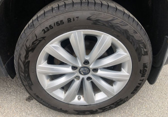 Подержанный автомобиль Volkswagen Tiguan 2016 года (15 фото)