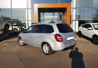 Подержанный автомобиль LADA (ВАЗ) Kalina Wagon 2016 года (7 фото)