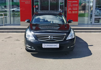 Подержанный автомобиль Nissan Teana 2011 года (2 фото)