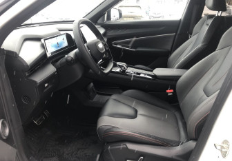 Подержанный автомобиль Geely Cityray 2024 года (9 фото)