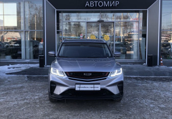 Подержанный автомобиль Geely Coolray 2020 года (2 фото)