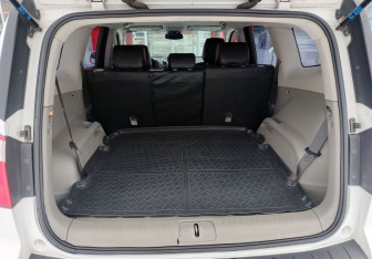 Подержанный автомобиль Chevrolet Orlando 2012 года (12 фото)