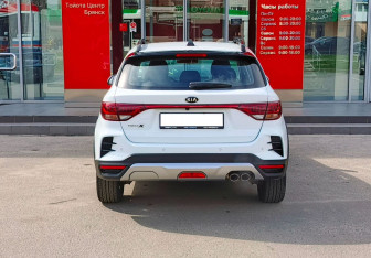 Подержанный автомобиль Kia Rio Hatchback 2020 года (6 фото)