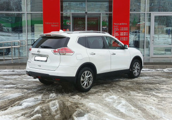 Подержанный автомобиль Nissan X-Trail 2017 года (5 фото)