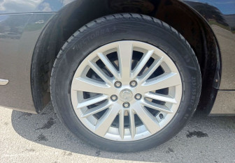 Подержанный автомобиль Nissan Teana 2011 года (10 фото)