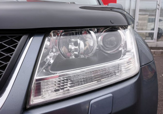 Подержанный автомобиль Suzuki Grand Vitara 2005 года (9 фото)