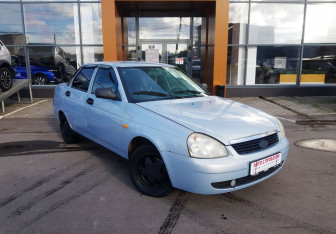 Подержанный автомобиль LADA (ВАЗ) Priora Sedan 2007 года (3 фото)