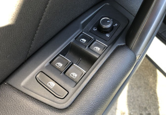 Подержанный автомобиль Volkswagen Tiguan 2018 года (13 фото)