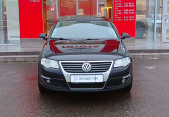 Подержанный автомобиль Volkswagen Passat Sedan 2006 года (2 фото)