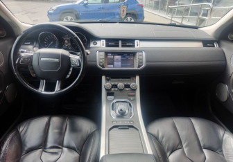 Подержанный автомобиль Land Rover Range Rover Evoque 2011 года (15 фото)