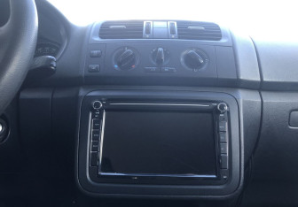 Подержанный автомобиль Skoda Fabia Hatchback 2012 года (13 фото)