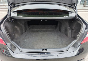 Подержанный автомобиль Toyota Camry Sedan 2012 года (12 фото)
