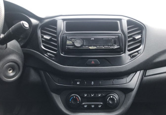 Подержанный автомобиль LADA (ВАЗ) Vesta Sedan 2017 года (13 фото)