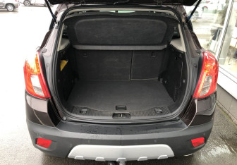 Подержанный автомобиль Opel Mokka 2012 года (9 фото)