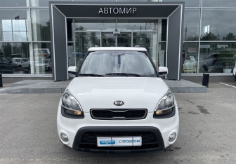 Подержанный автомобиль Kia Soul 2012 года (2 фото)