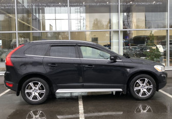 Подержанный автомобиль Volvo XC60 2012 года (4 фото)