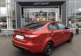 Подержанный автомобиль Kia Rio Sedan 2012 года (5 фото)