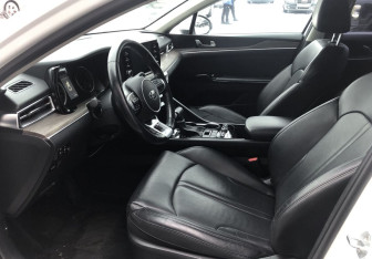 Подержанный автомобиль Kia K5 2021 года (9 фото)