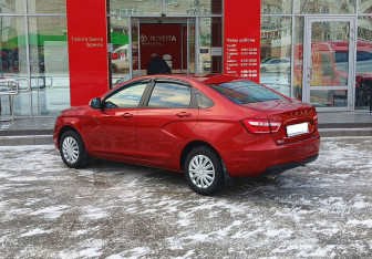 Подержанный автомобиль LADA (ВАЗ) Vesta Sedan 2016 года (7 фото)
